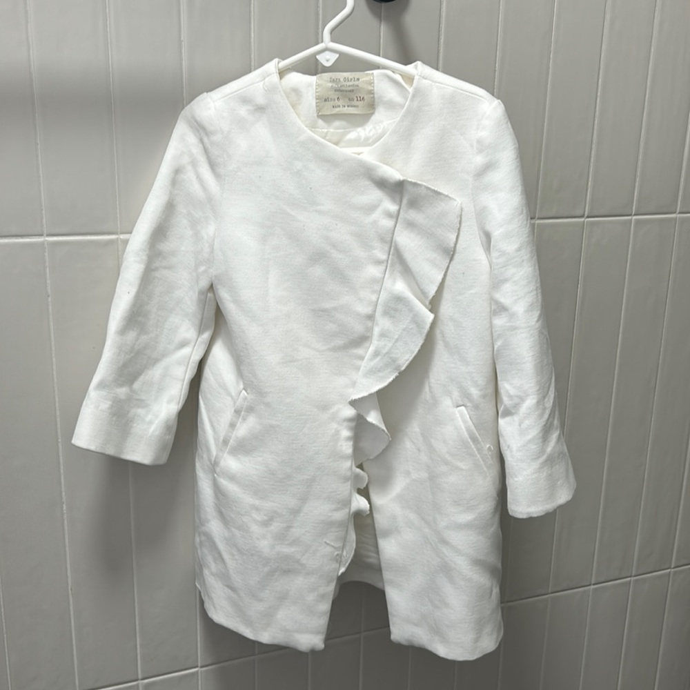 Zara kids white coat size 6